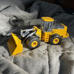 1/50 Scale John Deere Loader