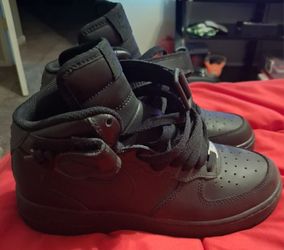 Black High Top Air Force ones size 6Y