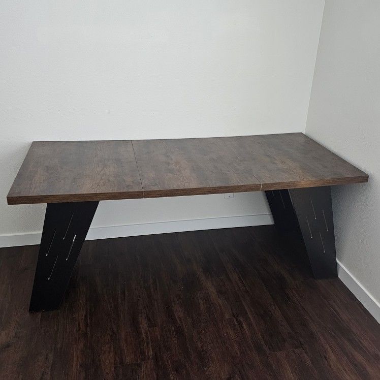 Computer Desk Or Table