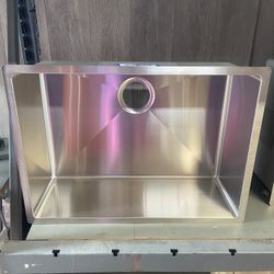 New Stainless Steel Kitchen Sink 24” Length X 18” Deep X 9” Deep