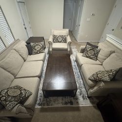  Omelette Living room Furniture set for Sale (moving)