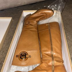 Michael Kors Tan Leather boots 