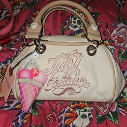 New Viral Highly Sought After Juicy Couture Bowler Bag