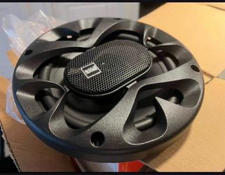 1000 Watt 4 Speaker Set Deal 200$ All with Wires New in Box