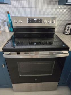 GE Electric Oven