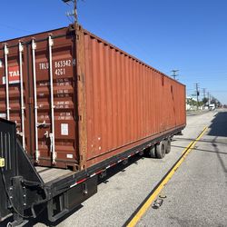 40’ shipping Container