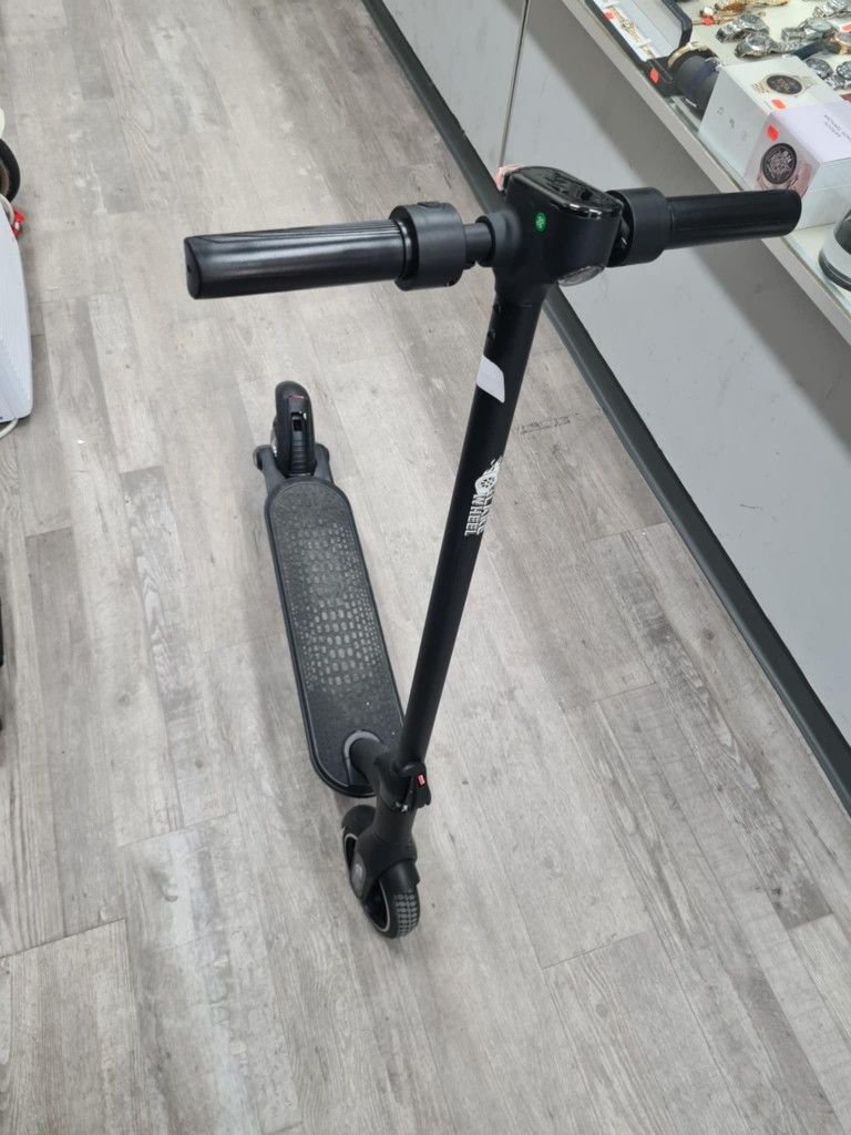 GlareWheel ES-S8 Microgo Electric Scooter in Black - Foldable & Lightweight, 12mph