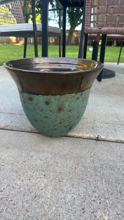 Indoor/Outdoor Planter pot