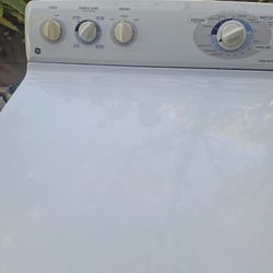 General Electric Heavy Duty Dryer