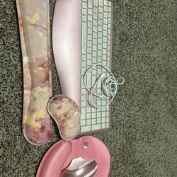 teclado y accesorio / keyboard mouse pads 