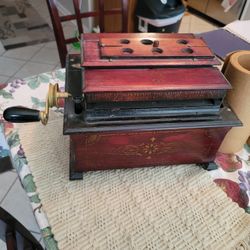 Automatic Melodista Antique