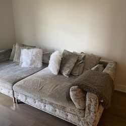 2100 Modern Velvet Modular Sectional Sofa – Excellent Condition