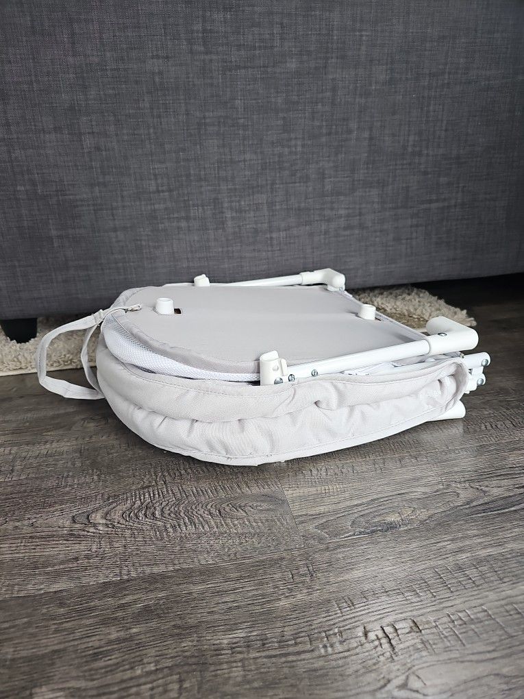 Snuggle Nest Bassinet, Portable Baby Bed