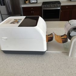 WINE BOTTLE LABLE PRINTER  & LABELS
