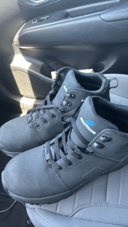 Composite toe work boots