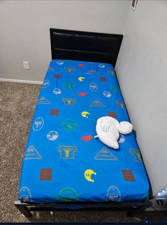 Twin Bed And Mattress
