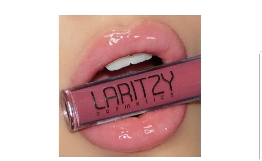 Laritzy COSMETICS lip gloss in Curve NEW