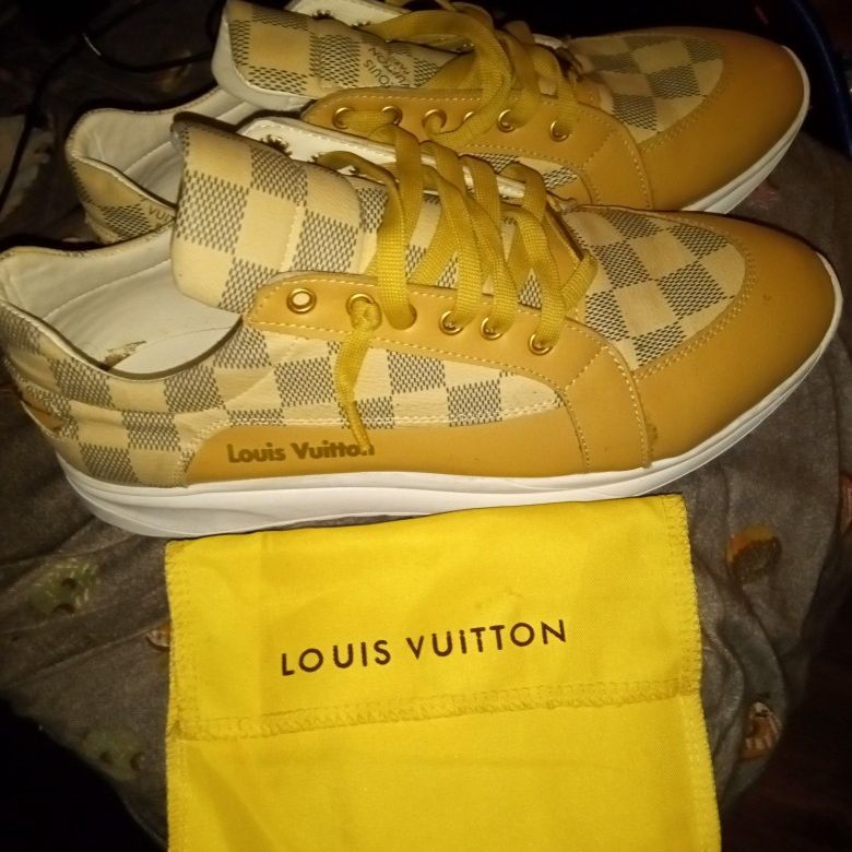 LV Shoes, Blue , Size 9 US , European Size 41 for Sale in New York, NY -  OfferUp