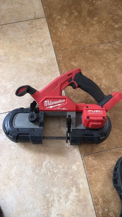 Milwaukee M18 Bandsaw