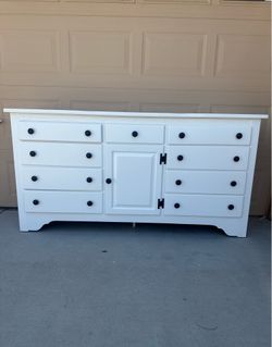 White 12 Drawers