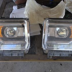 2015 GMC Sierra SLT Head Lights