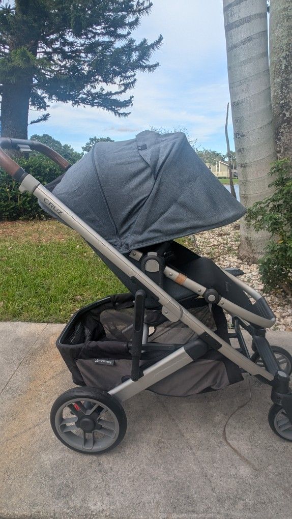 UPPAbaby Cruz V2 Stroller
