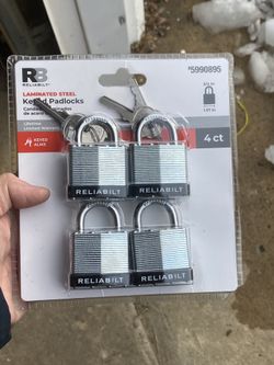 Keyed Padlock, 1-9/16-in Wide x 3/4-in Shackle Keyed Alike (4-Pack)