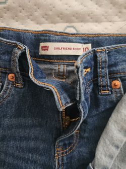 4  pair of shorts