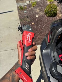 Milwaukee fuel grinder