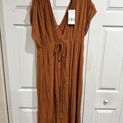 Zara Deep V-Nexkline  Maxi 