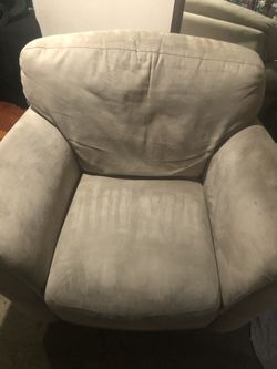 Over Sized Chair- Extremely Cozy