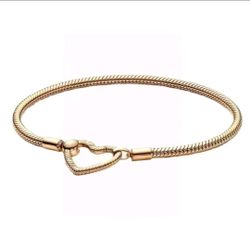 Pandora Moments Heart Closure Snake Chain Bracelet 14k gold plate 7.1 inches