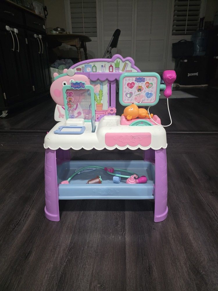 Pepe Pig Pretend Doctor Play Set