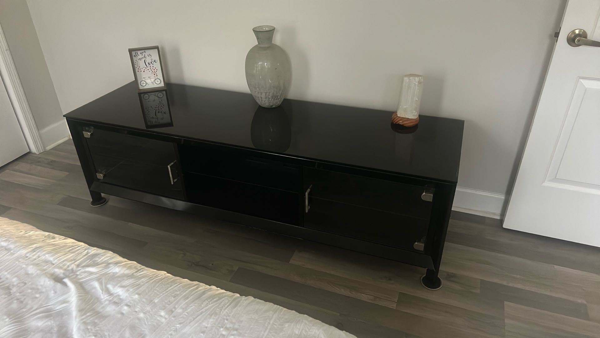 Tv Table Very Nice Piece
