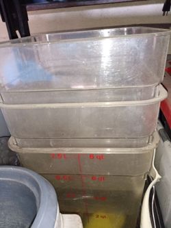 Food storage container
