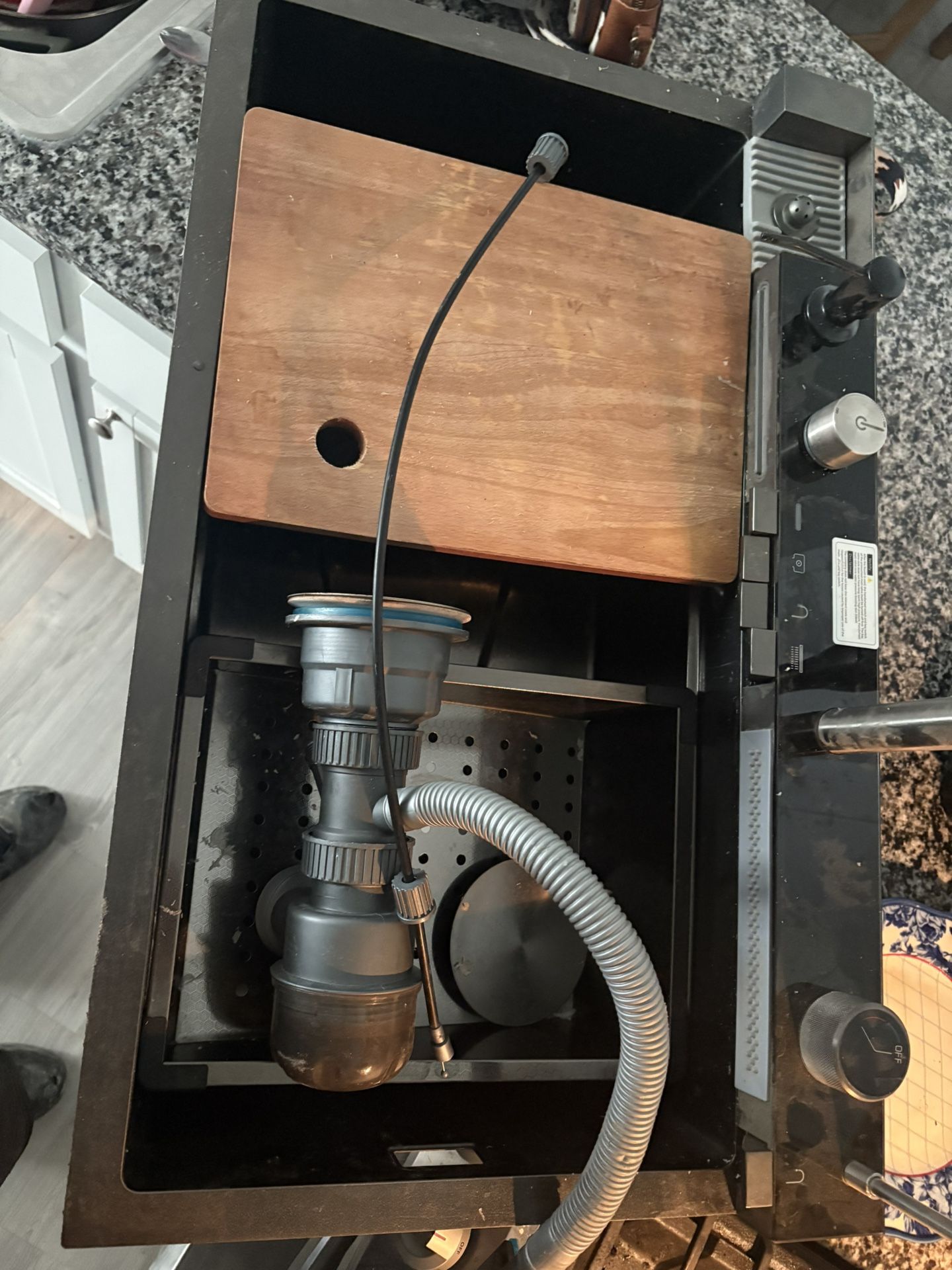 Lefton Kitchen Faucet