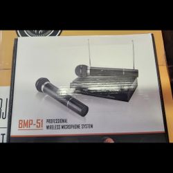Wireless Microphones 