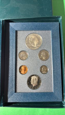 US Silver Dollar prestige coin set. Under melt.