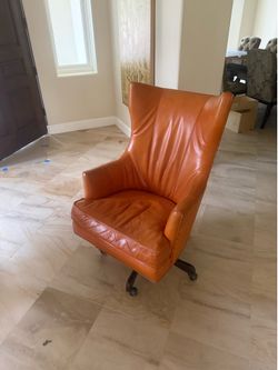 Desk chair