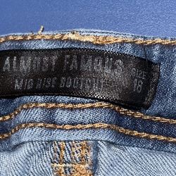 Almost Famous Wide Leg Jeans