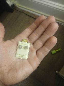 14 k gold 1/6cttw natural vvs diomand
