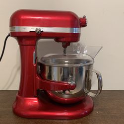 KitchenAid 7 Quart Bowl-Lift Mixer!