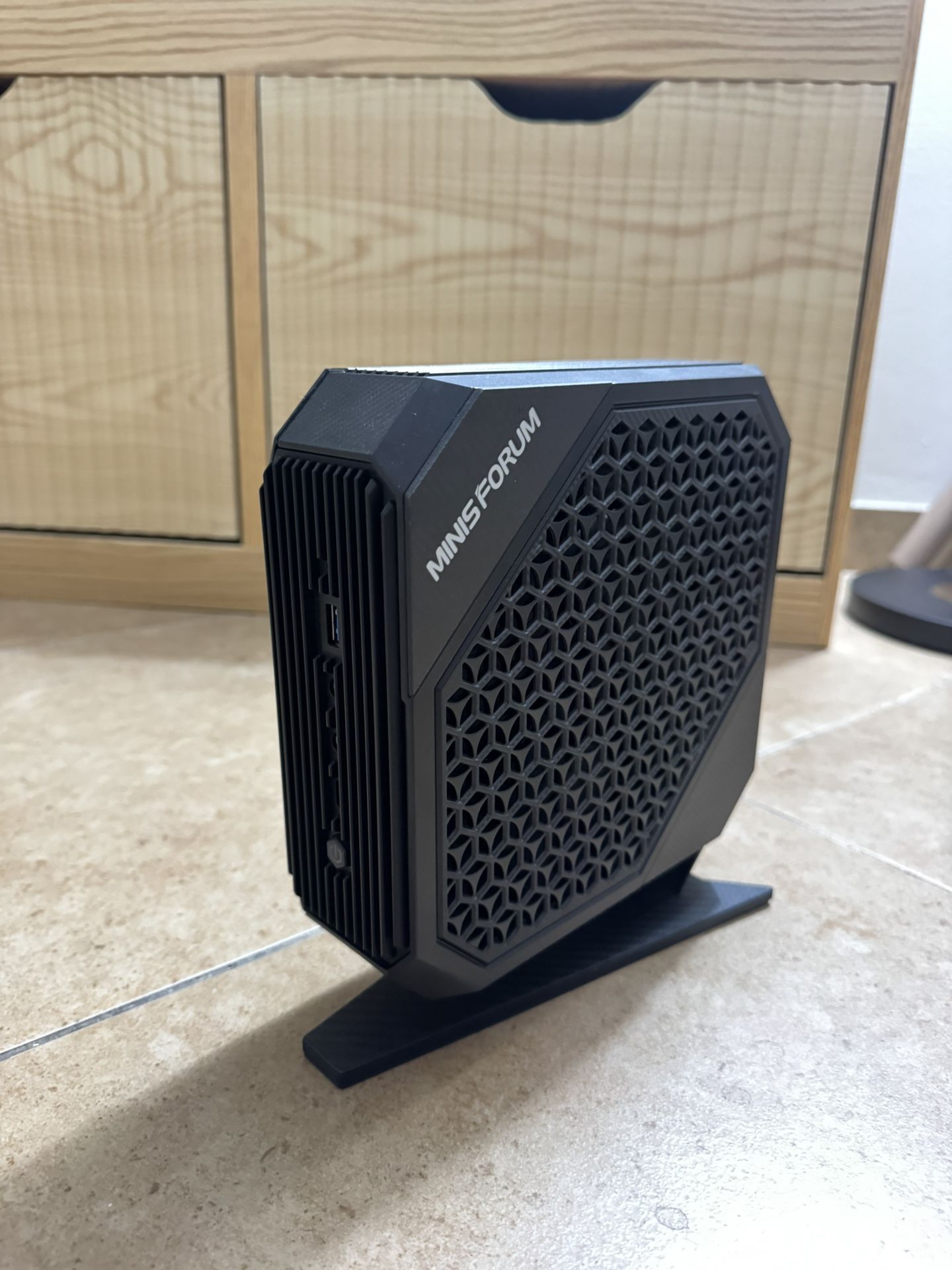 MINISFORUM Neptune HX99G Mini Gaming PC – Ryzen 9 6900HX / 32GB DDR5 / 512GB SSD / RX 6600M