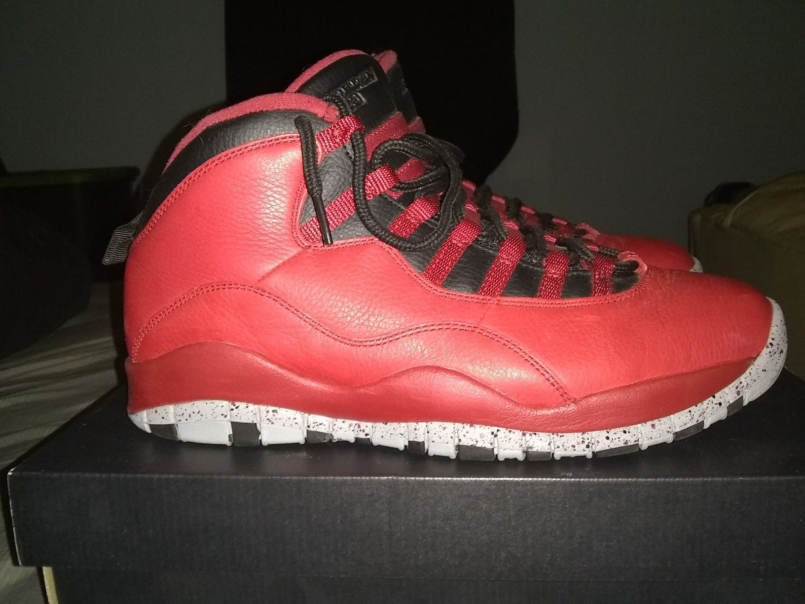 Air Jordan 10 Bulls over Broadway men's SZ 11