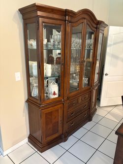 China cabinet