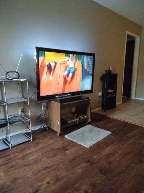65 Inch Flat screen TV