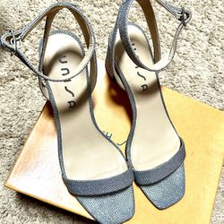 Silver glittering strap heel sandals