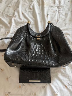 Aligator purse