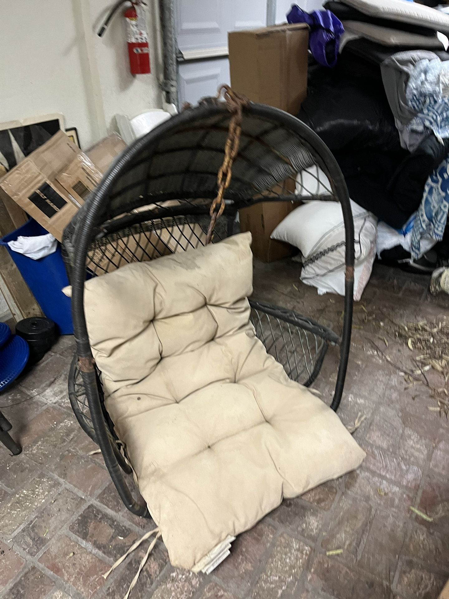 Hanging Egg Chair