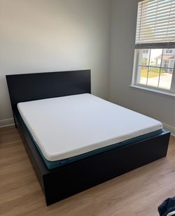Queen Mattress - Never Used